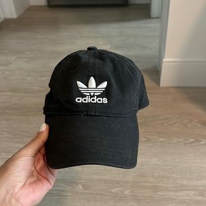 Adidas black baseball hat